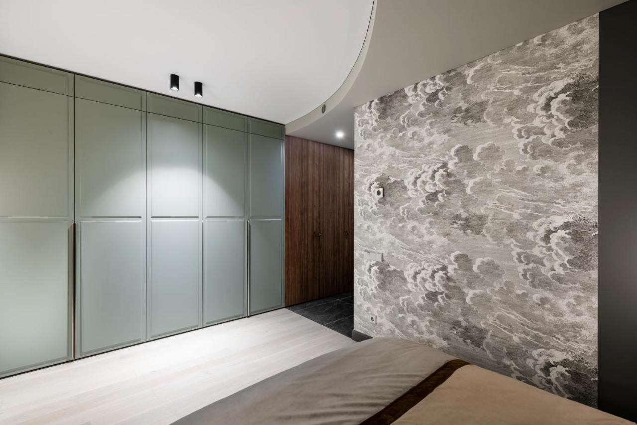 Apartment Square Center